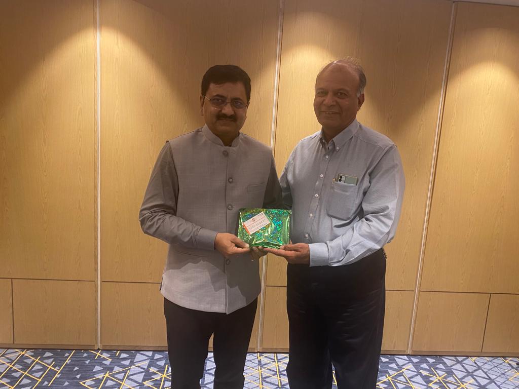 Meeting with SBI, GM-NW-II </br> Mr Pranay Ranjan Dwivedi</br> on Customer Meet.